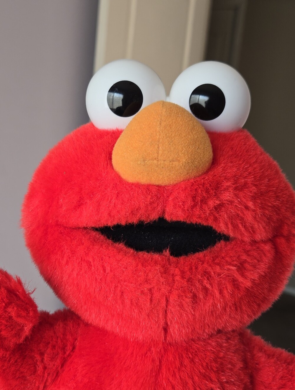 Vintage 1995 TICKLE ME ELMO Great Condition